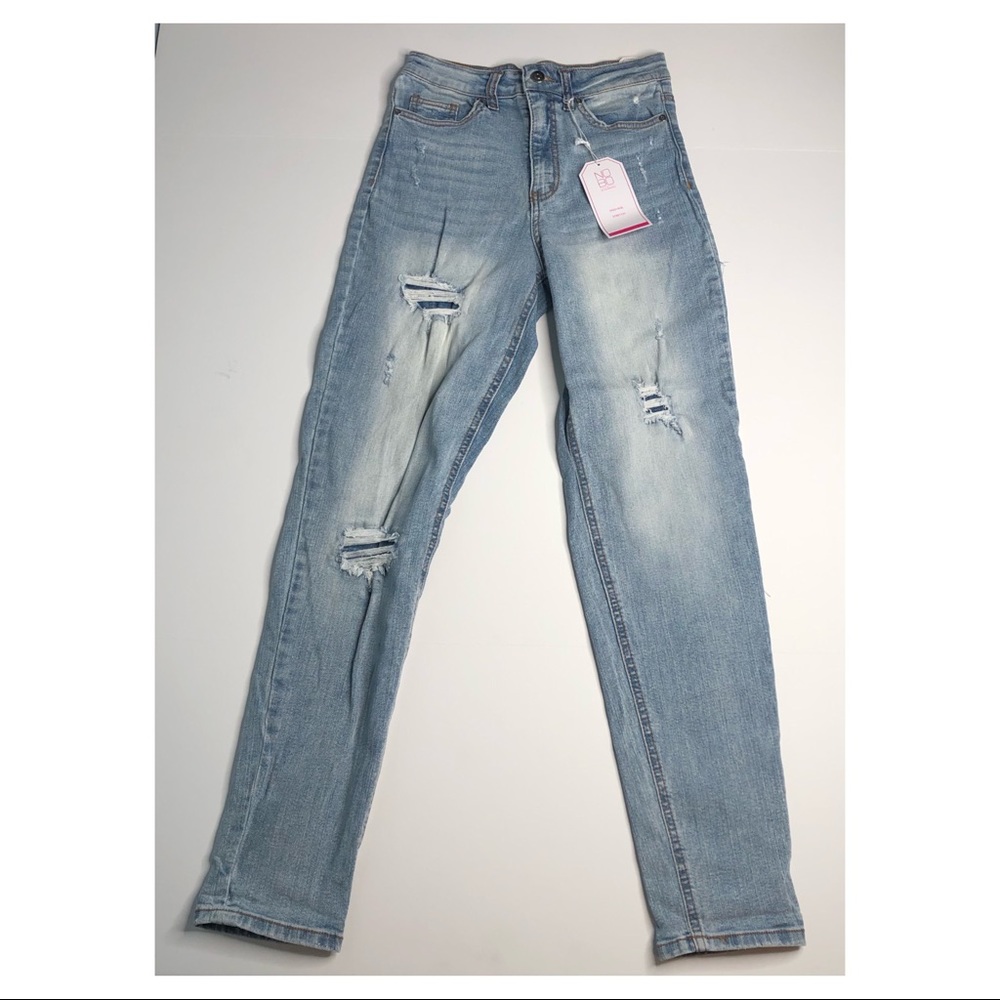 High Rise Mom Jeans - Picture 2 of 8
